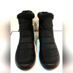 WOMEN'S BLACK WINTER BOOTS